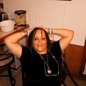 Meet your Posher, Deanna